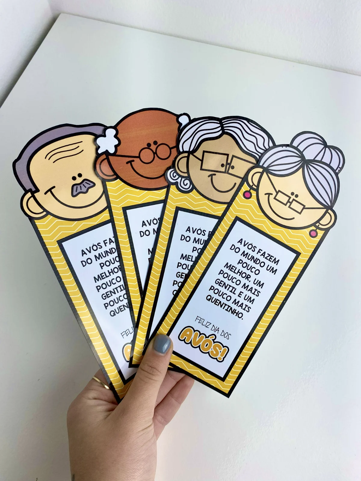Cartão Dia dos Avós – Material Pedagógico — amostra 4: Este kit contém dois modelos de cartões para o Dia dos Avós
