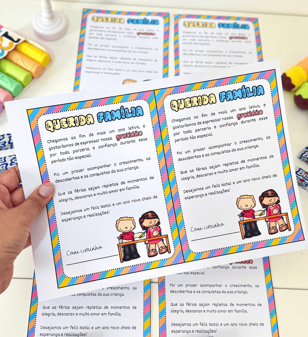 Cartão Editável Querida Família em PDF e Canva — amostra 2: O que vem no material
