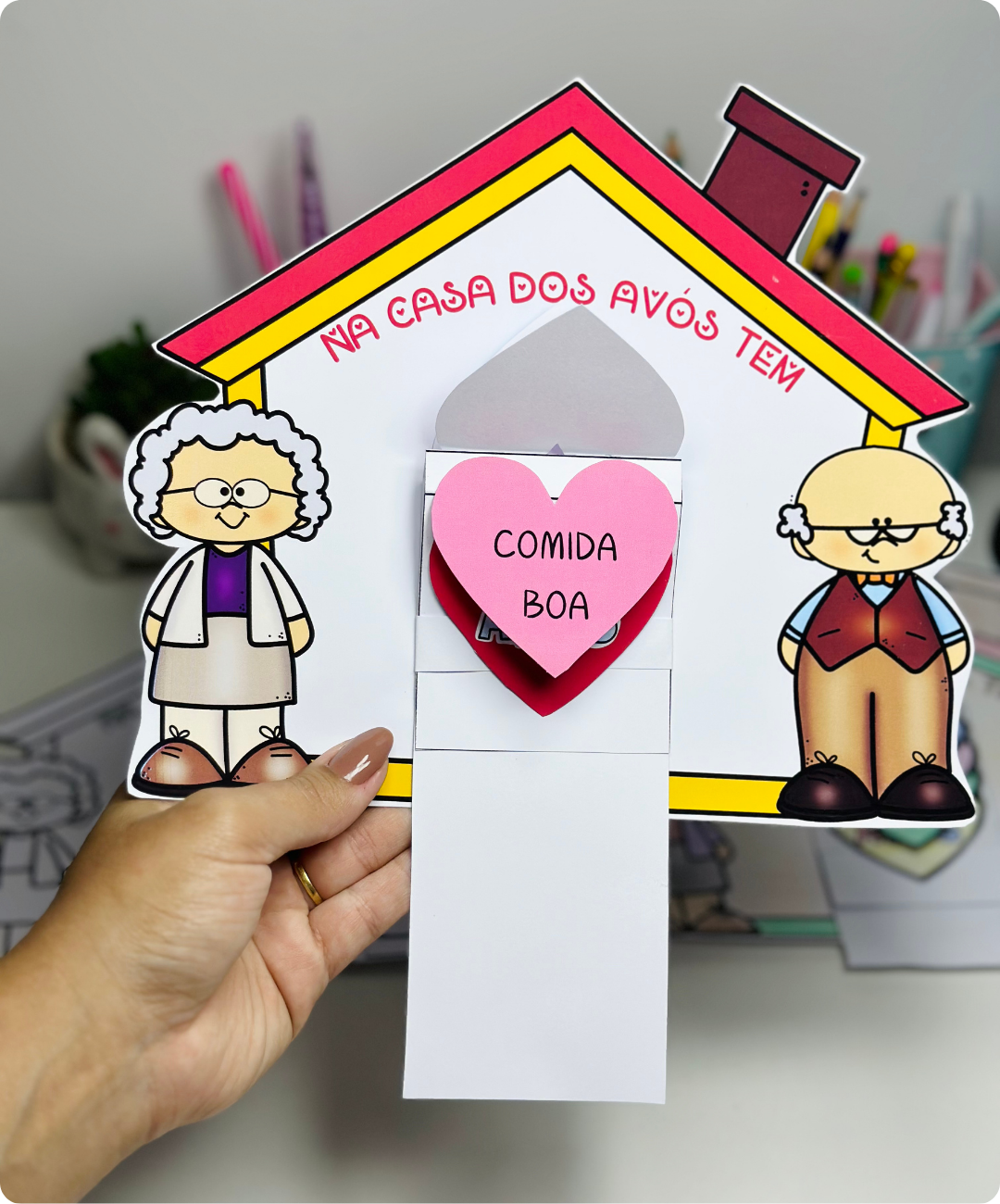 Cartão interativo de Dia dos Avós para imprimir — amostra 5: Leve o Dia dos Avós para a sala com um cartão interativo em PDF