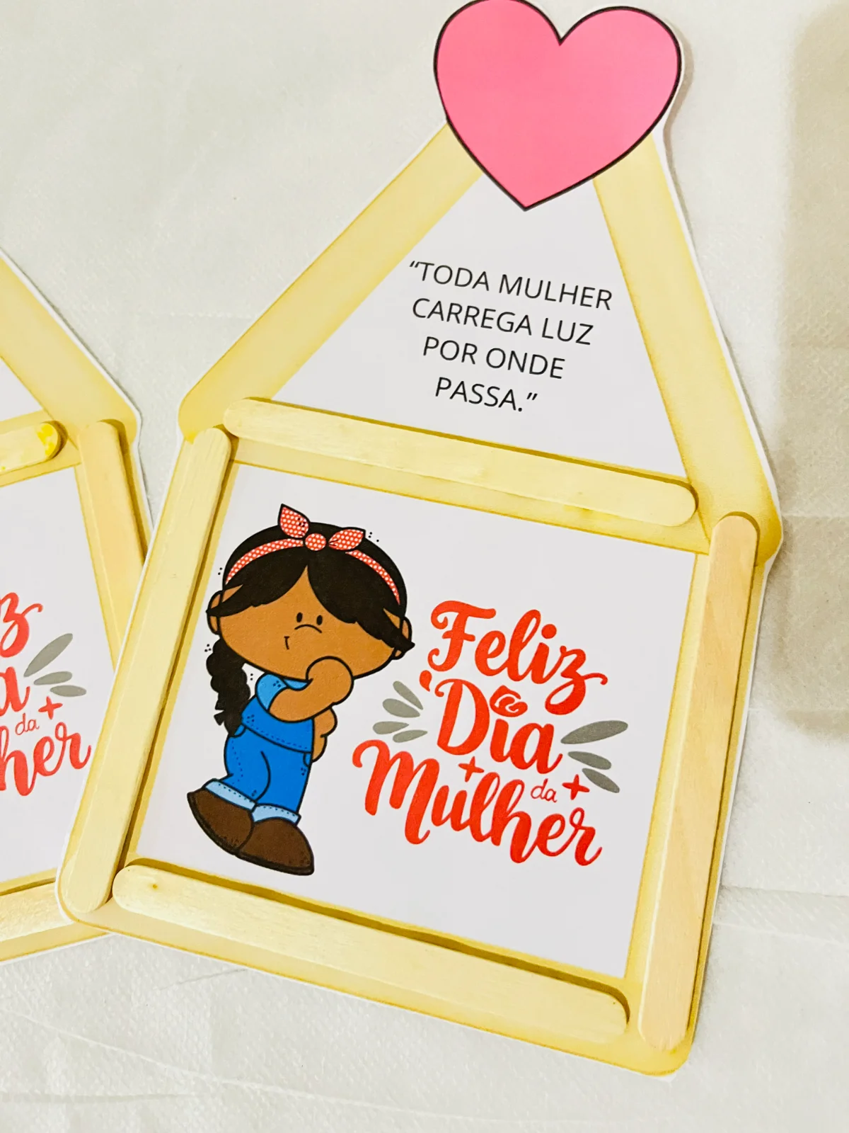 Cartão Interativo – Dia da Mulher – Material Pedagógico — amostra 3: Uma atividade simples, afetiva e perfeita para… Cartão Interativo – Dia da Mulher – Material Pedagógico — amostra 3: Uma atividade simples, afetiva e perfeita para…