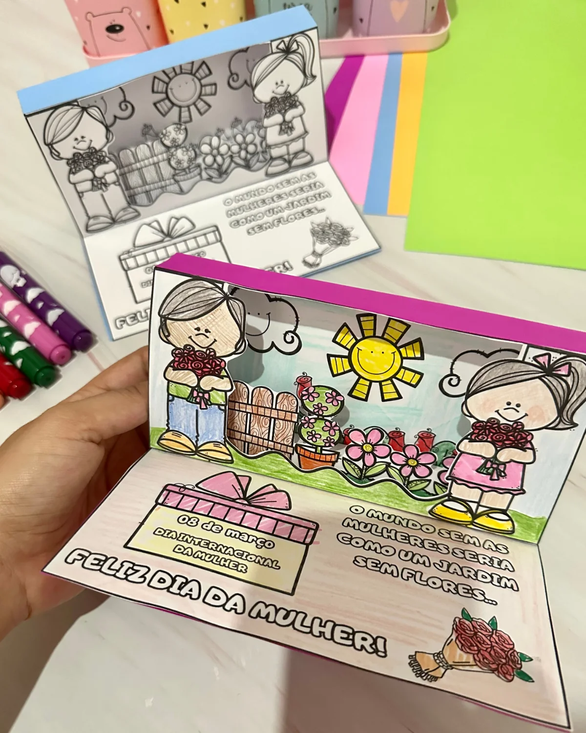 Cartão Jardim 3D para trabalhar o tema Dia Internacional das Mulheres — amostra 6: Arquivo para colorir, estimula a… Cartão Jardim 3D para trabalhar o tema Dia Internacional das Mulheres — amostra 6: Arquivo para colorir, estimula a…