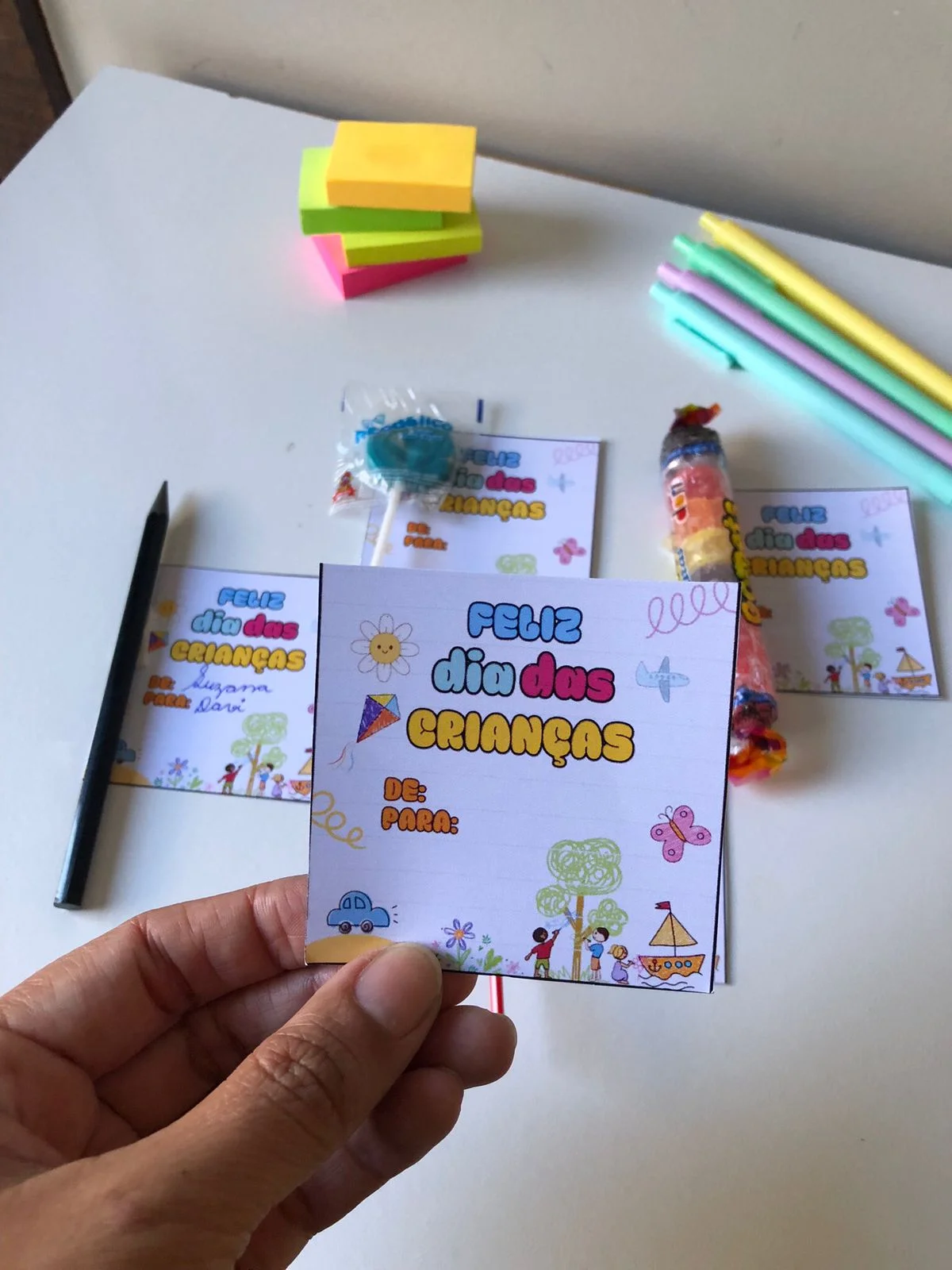 Cartãozinho dia das crianças – PDF para Imprimir — Datas comemorativas para Educação Infantil: Cartãozinho dia das crianças…