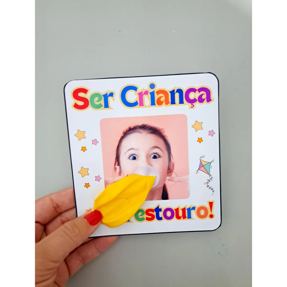 💥 CARTÃOZINHO — SER CRIANÇA É UM ESTOURO! 🎈 — amostra 2: Uma lembrancinha divertida, alegre e cheia de carinho para…