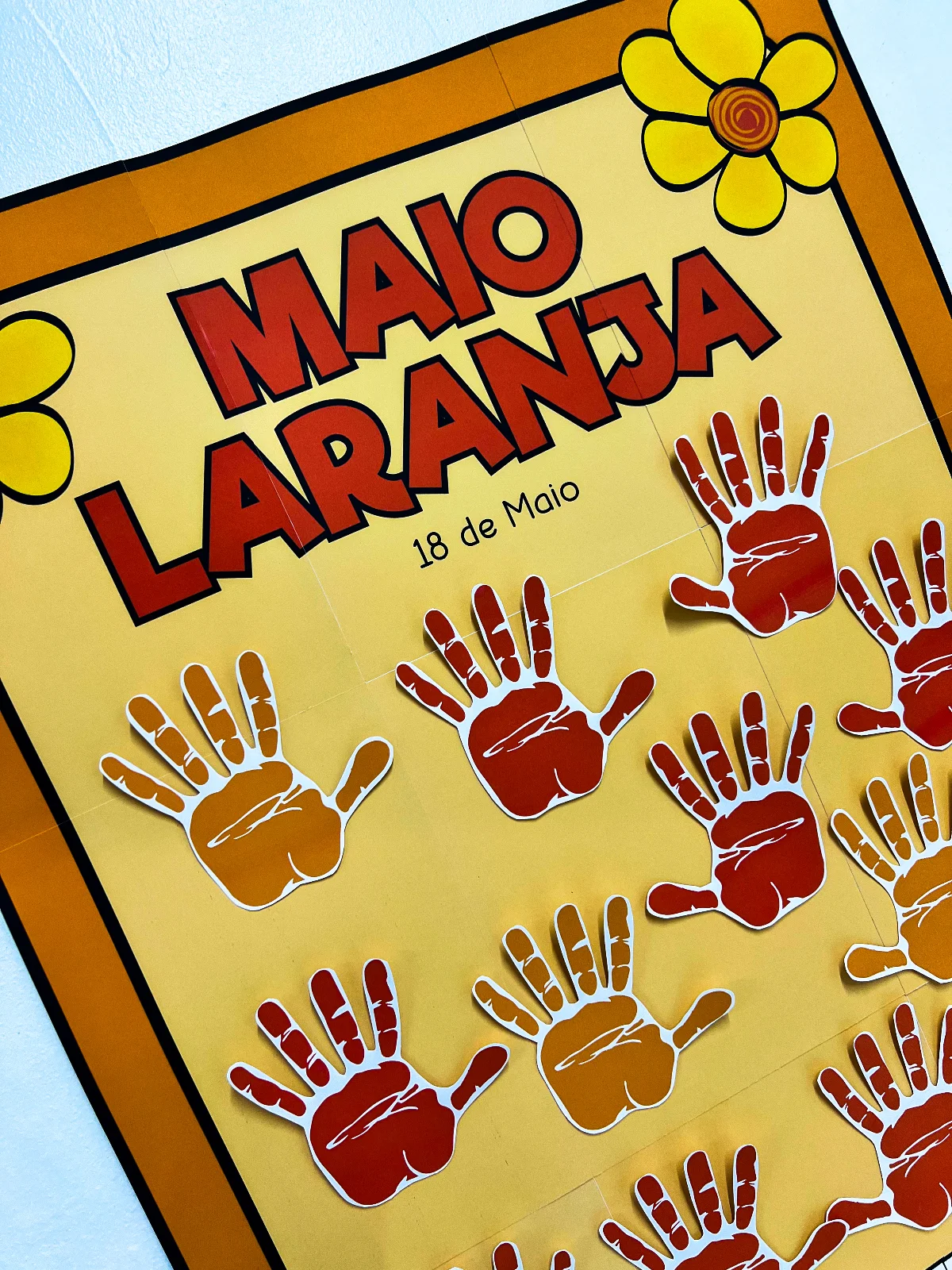 Cartaz Colaborativo Maio Laranja para Imprimir | Painel Educativo em PDF — amostra 4: Este cartaz de Maio Laranja é uma…