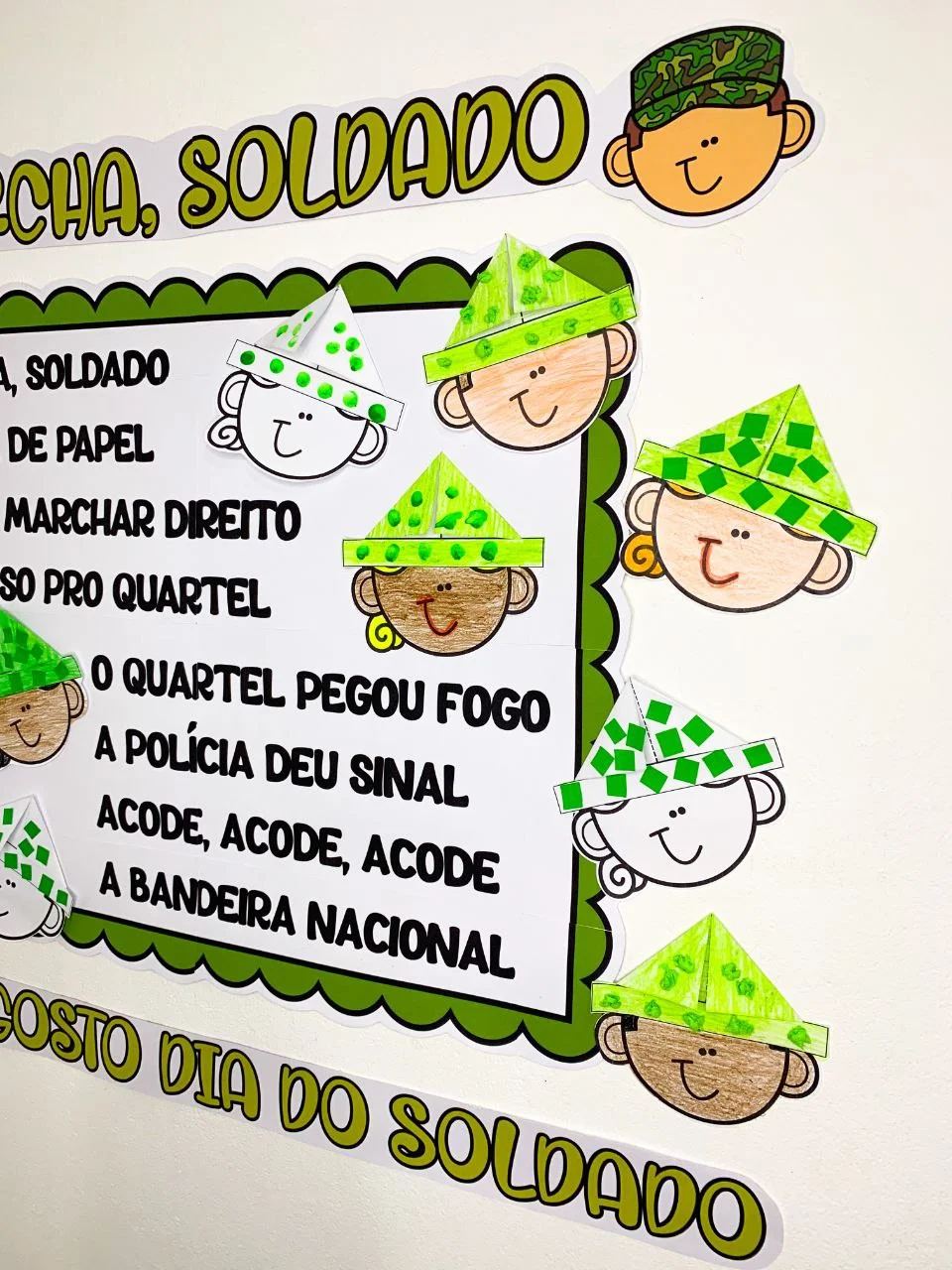 Cartaz Interativo Marcha Soldado – Dobradura e Atividade de Arte | PDF para Imprimir — amostra 4: Muito além de uma data…