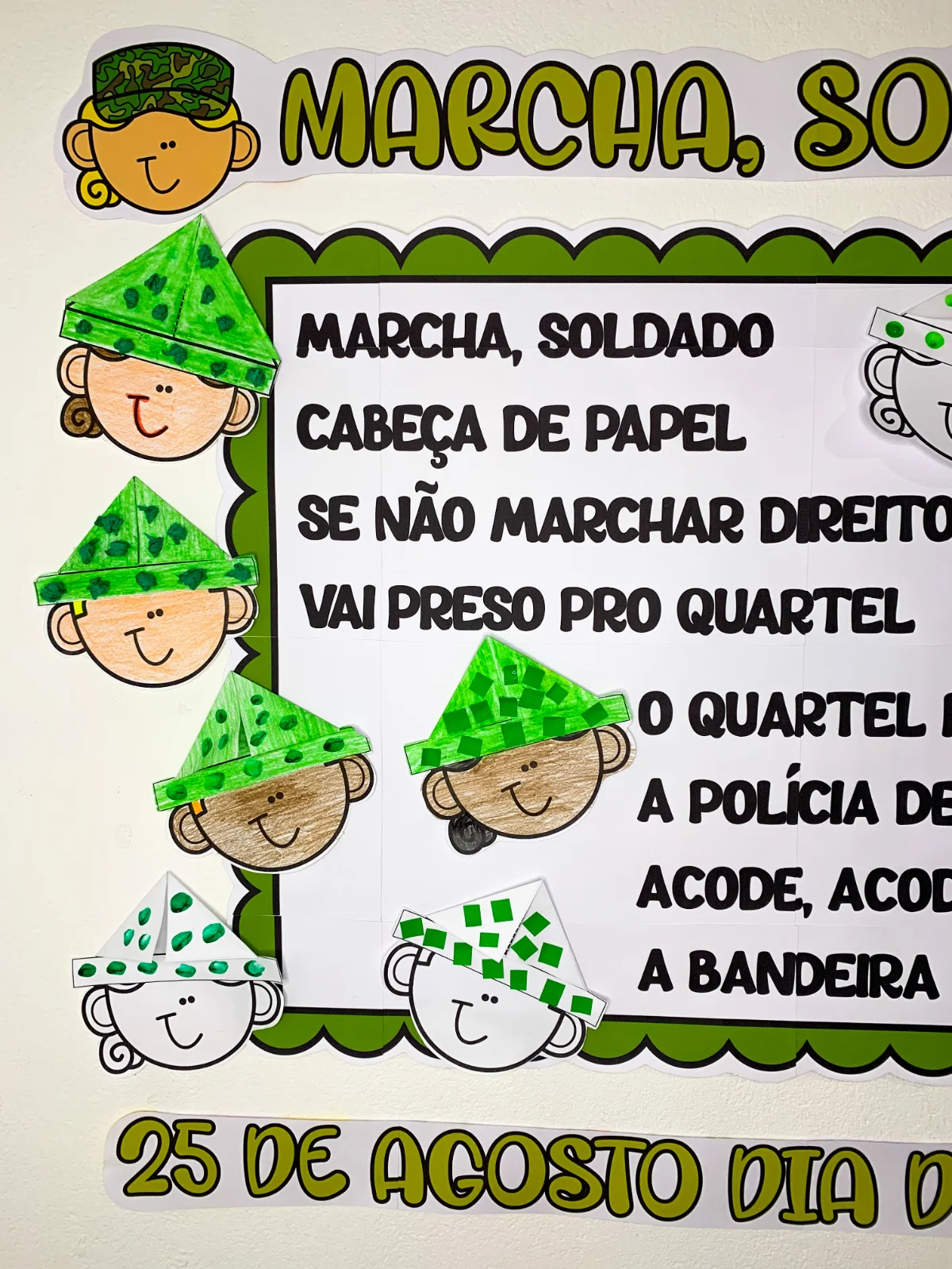 Cartaz Interativo – Marcha Soldado — amostra 1: Transforme a tradicional cantiga "Marcha Soldado" em uma atividade lúdica,…