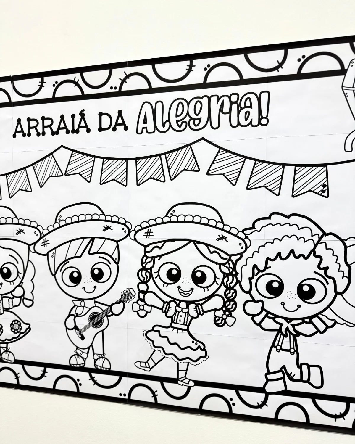 Cartaz para Colorir - Tema Festa Junina – PDF para Imprimir — amostra 2: Sobre o Cartaz para Colorir - Tema Festa Junina