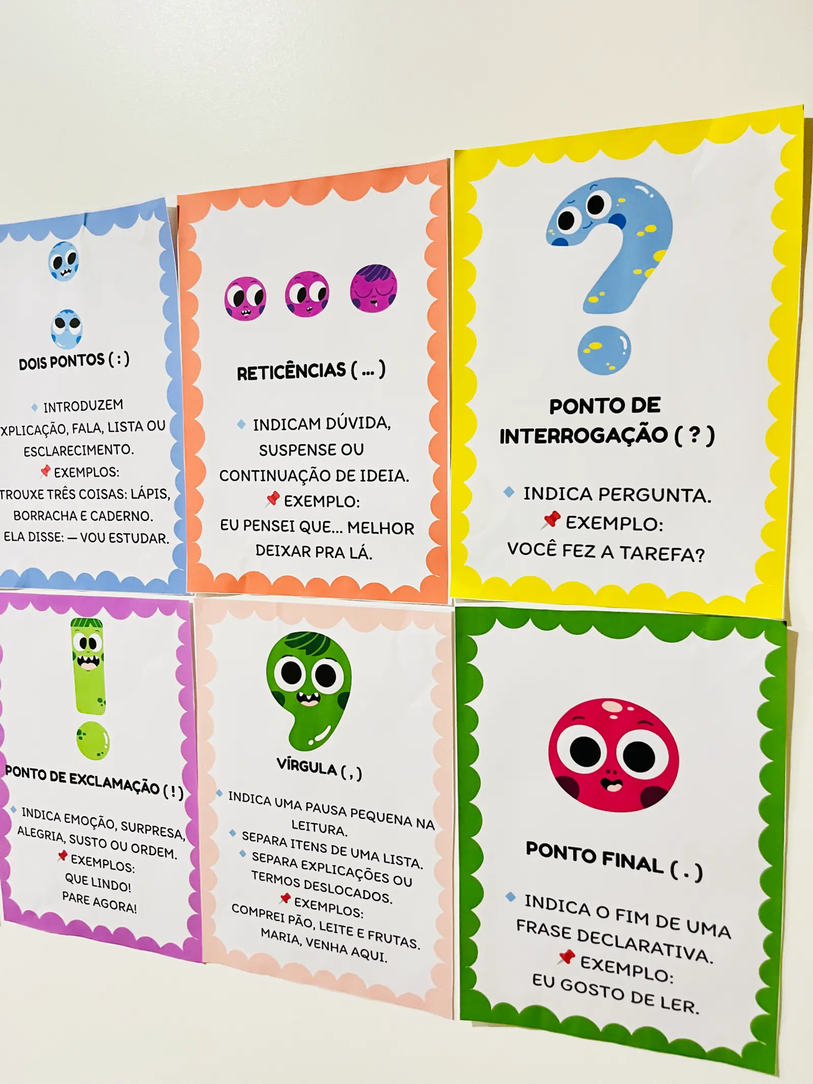 Cartazes: Sinais de Pontuação DO 1º AO 5º aNO — amostra 4: 📌 Ponto final (.) 📌 Vírgula (,) 📌 Ponto e vírgula (;) 📌…