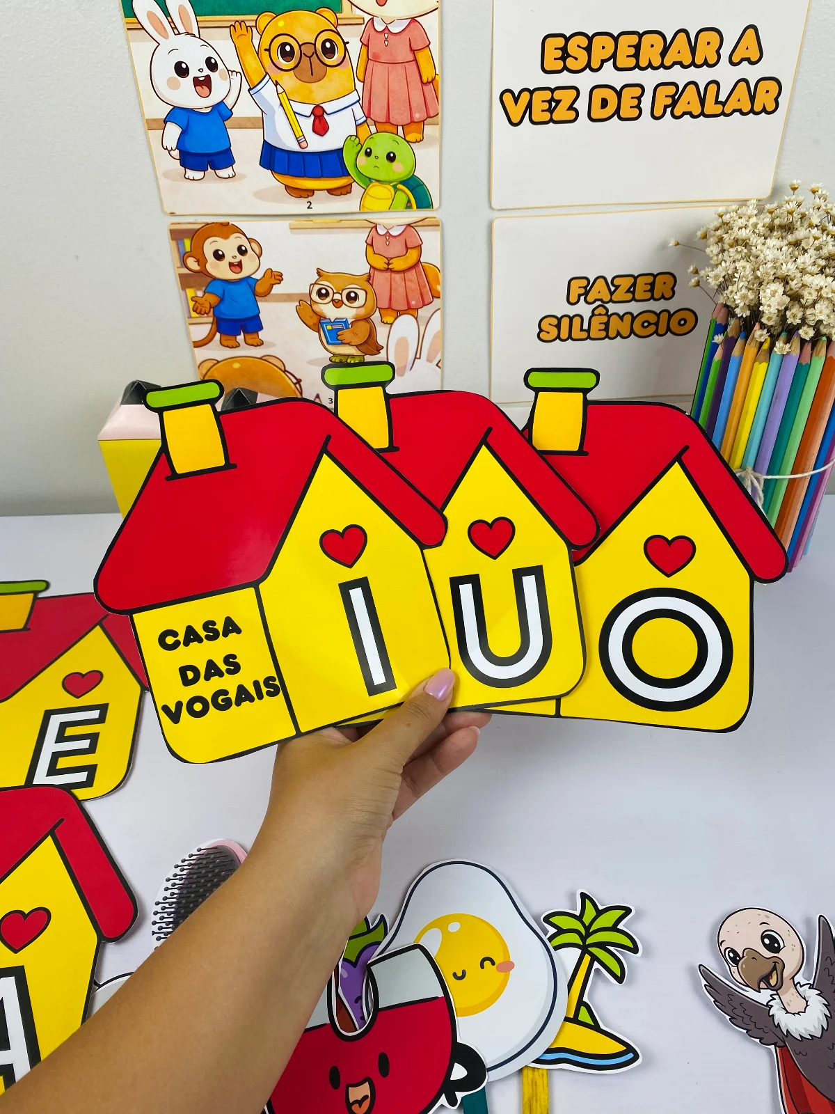 Casa das Vogais – Recurso Lúdico para Alfabetização — amostra 2: A Casa das Vogais é um recurso pedagógico lúdico e…