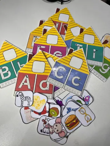 Casinha das Letras - Recurso Pedagógico: Educação Infantil — amostra 3: 🥰A Casinha das Letras une movimento, escrita e…