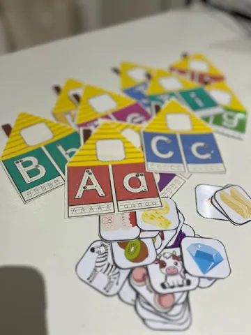 Casinha das Letras - Recurso Pedagógico: Educação Infantil — amostra 4: 🥰A Casinha das Letras une movimento, escrita e…