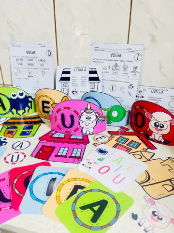 Casinha das Vogais – Material Pedagógico — amostra 4: Ideal para Educação Infantil e Anos Iniciais, podendo ser utilizado…