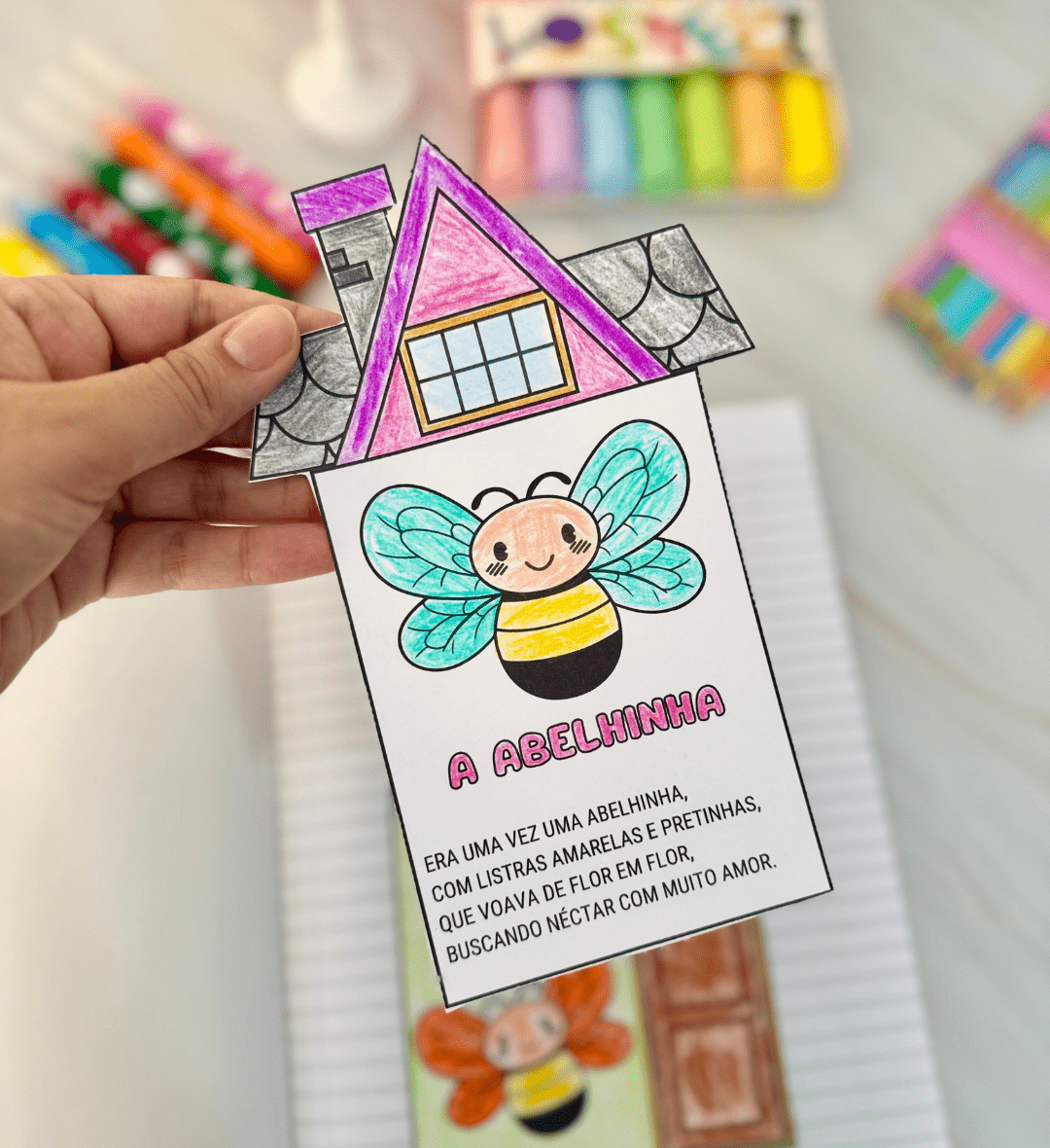 Casinhas do Alfabeto em PDF com Textos Rimados para Colorir — amostra 1: Casinhas do Alfabeto: letras e rimas na…