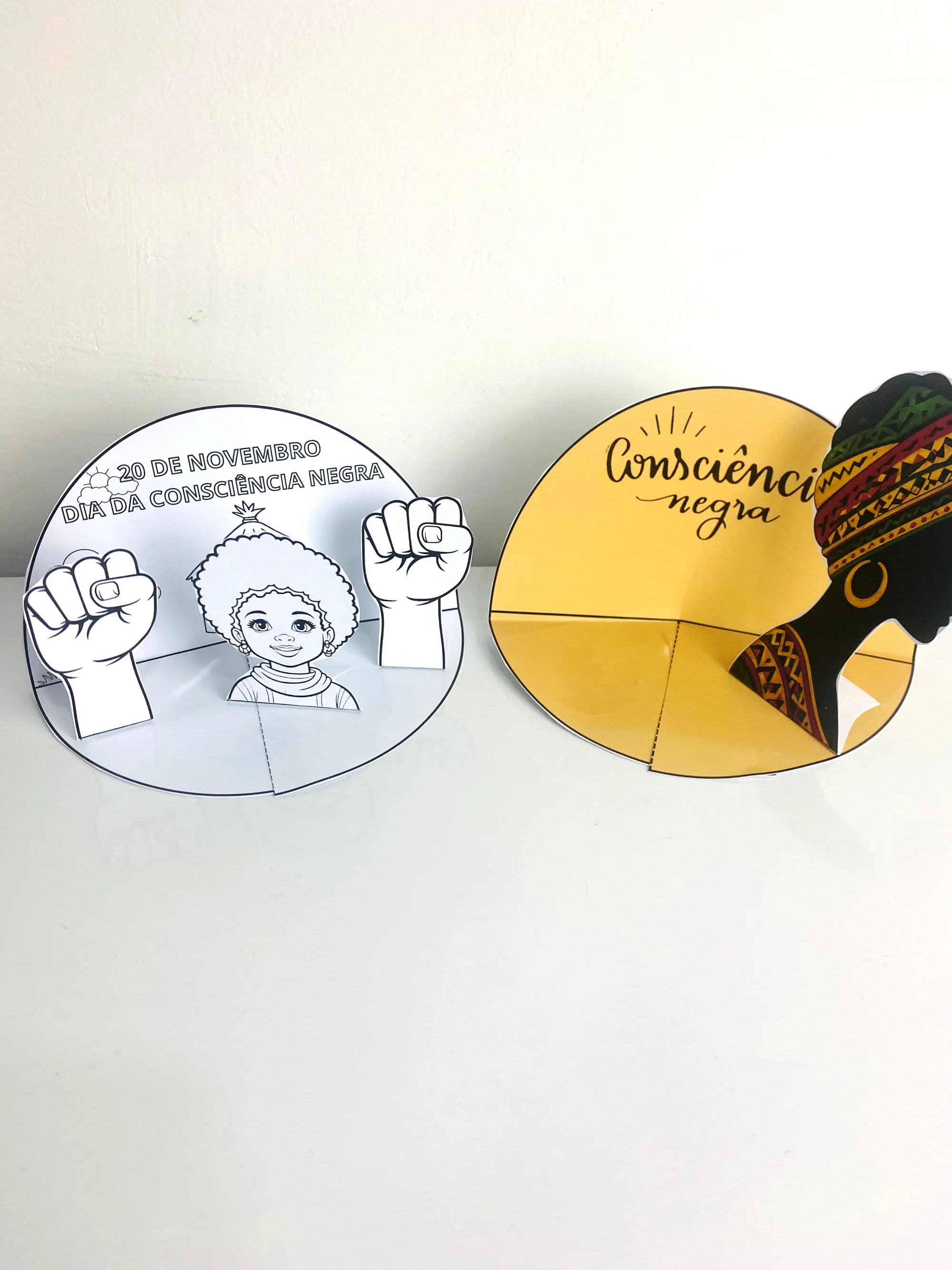 CENÁRIO 3D CONSCIÊNCIA NEGRA – INFANTIL E ANOS INICIAIS — amostra 1: Com o Cenário 3D Consciência Negra , você pode… CENÁRIO 3D CONSCIÊNCIA NEGRA – INFANTIL E ANOS INICIAIS — amostra 1: Com o Cenário 3D Consciência Negra , você pode…