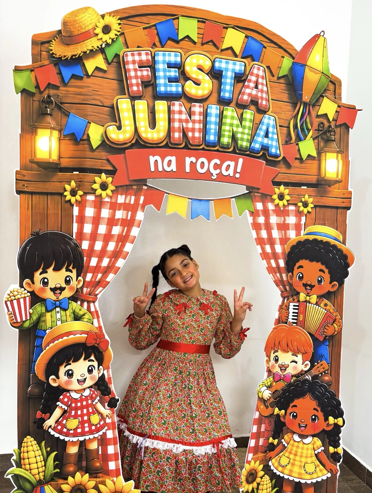 Cenário festa junina na roça — amostra 1: Olha esse cenário simplesmente PERFEITO pra transformar sua Festa Junina em um…