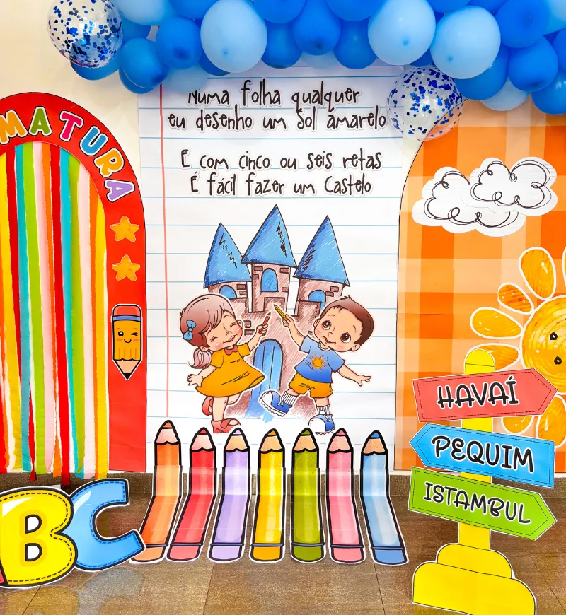 Cenário para Formatura Aquarela em PDF para Imprimir — amostra 5: Prepare uma formatura colorida com o cenário Aquarela em…