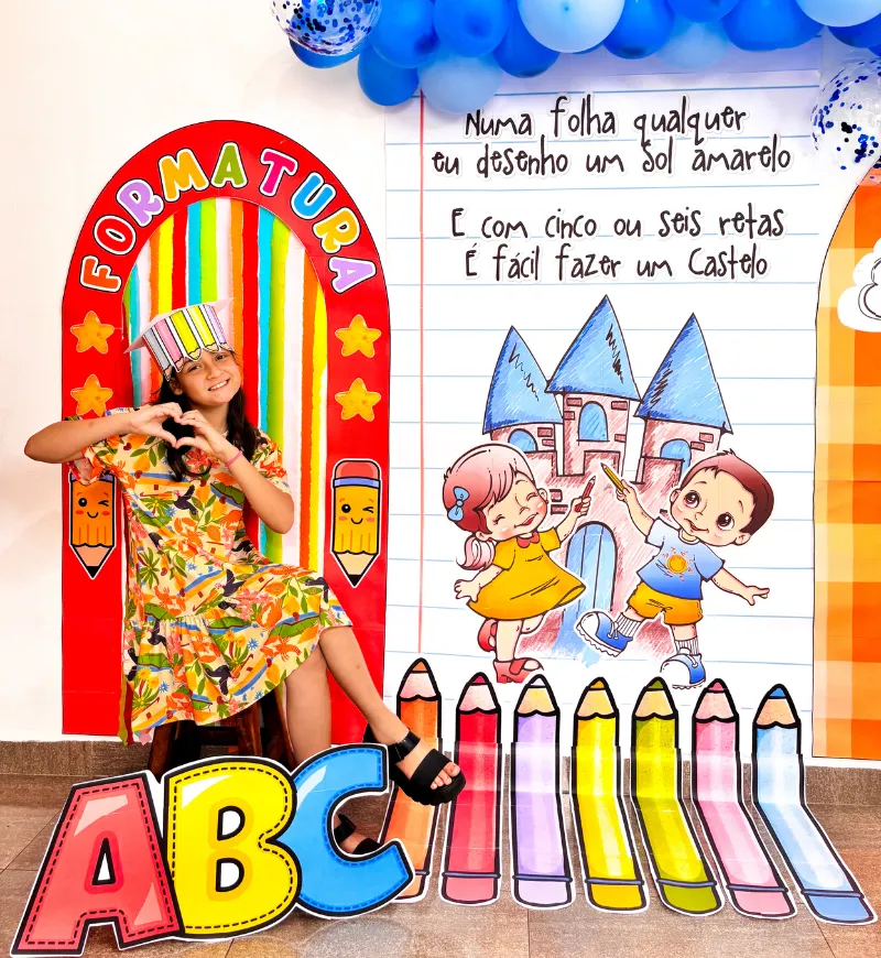 Cenário para Formatura Aquarela em PDF para Imprimir — capa do material
