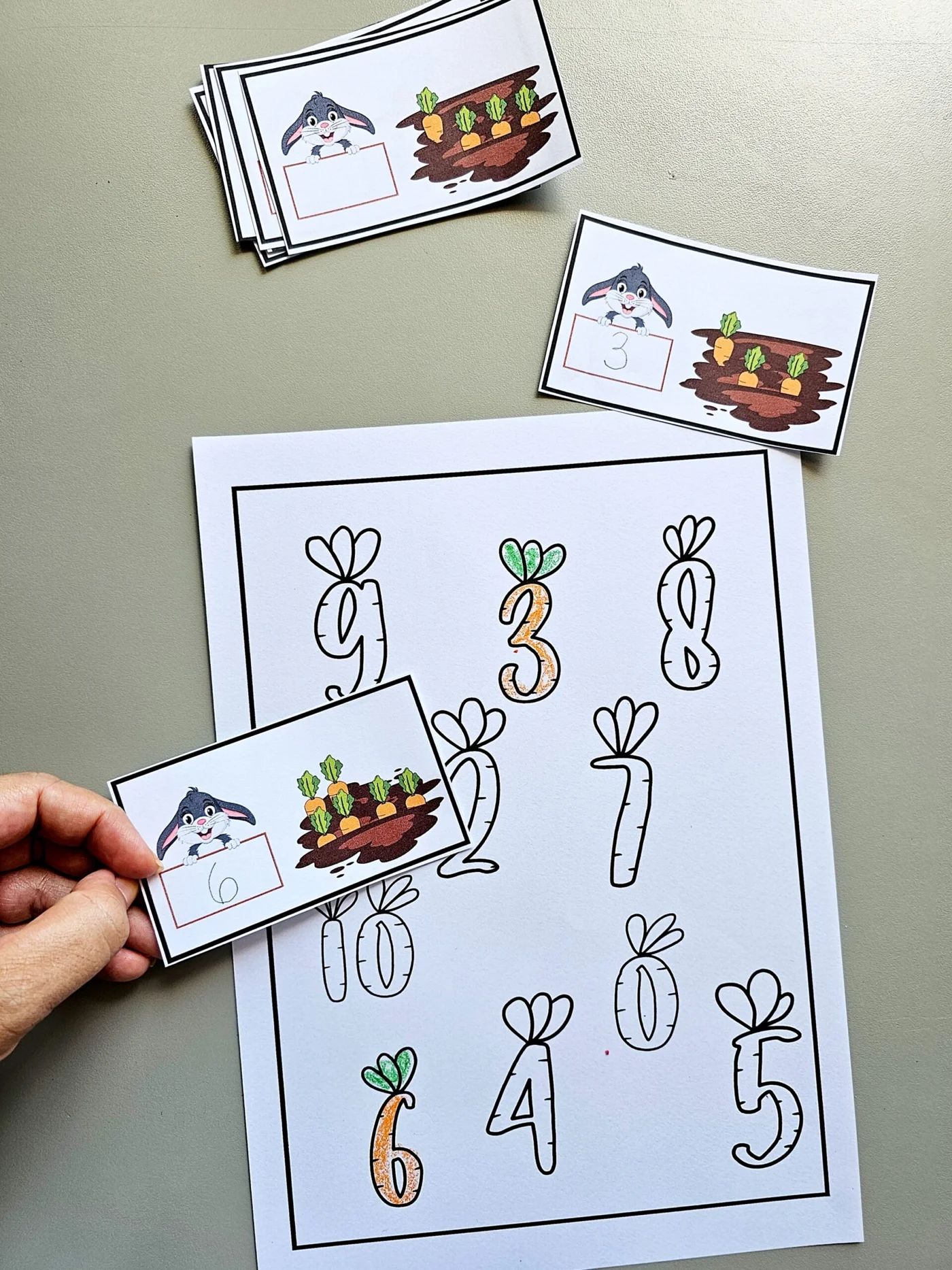 Cenoura e números Contagem — amostra 1: Arquivo com atividade lúdica de contagem e números 🐰🥕 A proposta é que a criança…