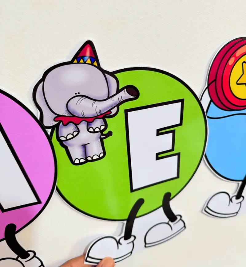 Centopeia das Vogais em PDF para Educação Infantil — amostra 3: Como usar em sala de aula