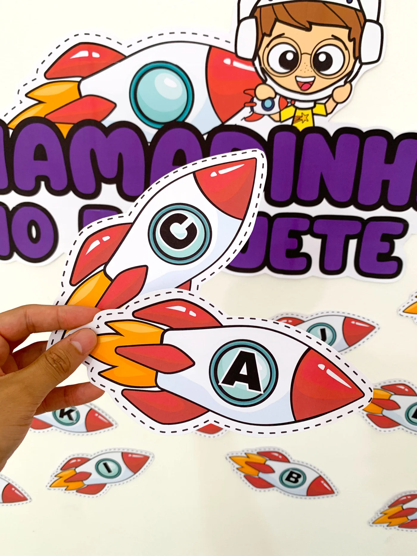 Chamadinha do foguete — amostra 2: Chamadinha Musical Que letrinha o foguete carrega hoje