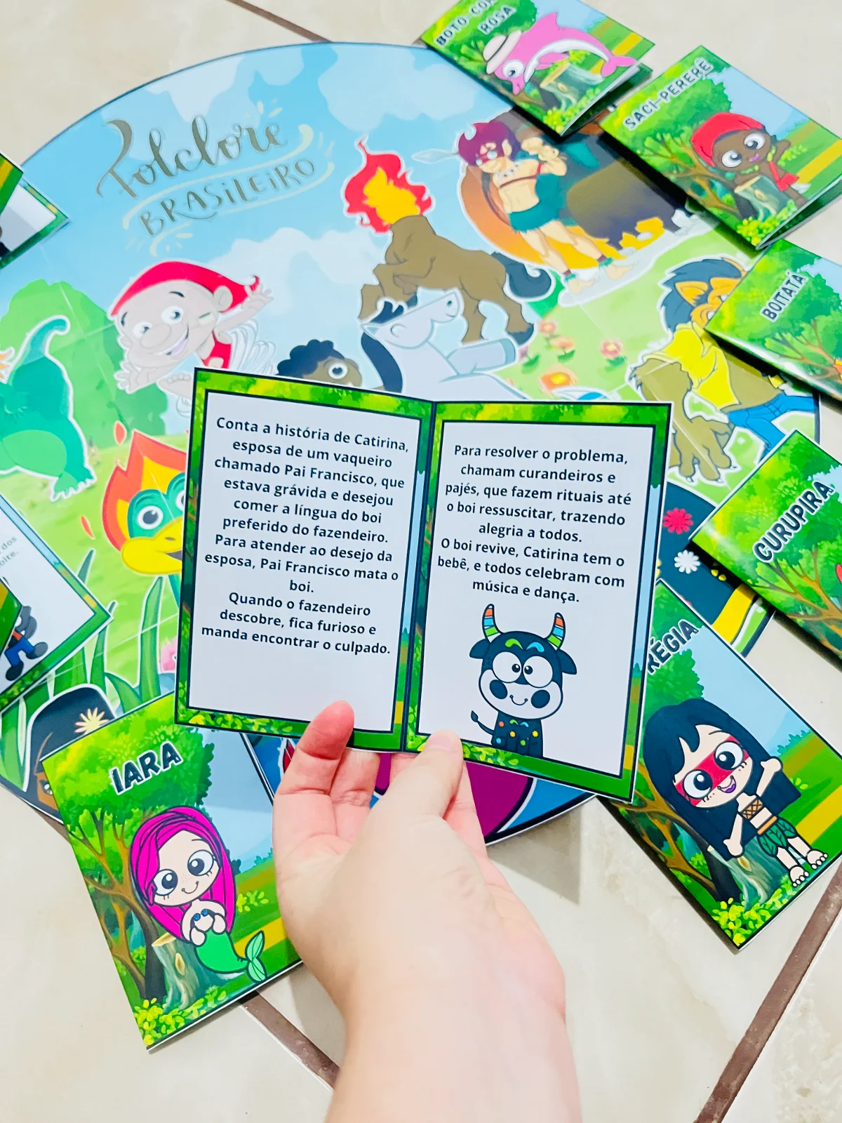 🎉✨ CHEGOU O TAPETE/PAINEL DO FOLCLORE + LIVRINHOS DAS LENDAS! ✨🎉 PDF PRONTO PARA IMPRIMIR — amostra 3: Imagine suas… 🎉✨ CHEGOU O TAPETE/PAINEL DO FOLCLORE + LIVRINHOS DAS LENDAS! ✨🎉 PDF PRONTO PARA IMPRIMIR — amostra 3: Imagine suas…