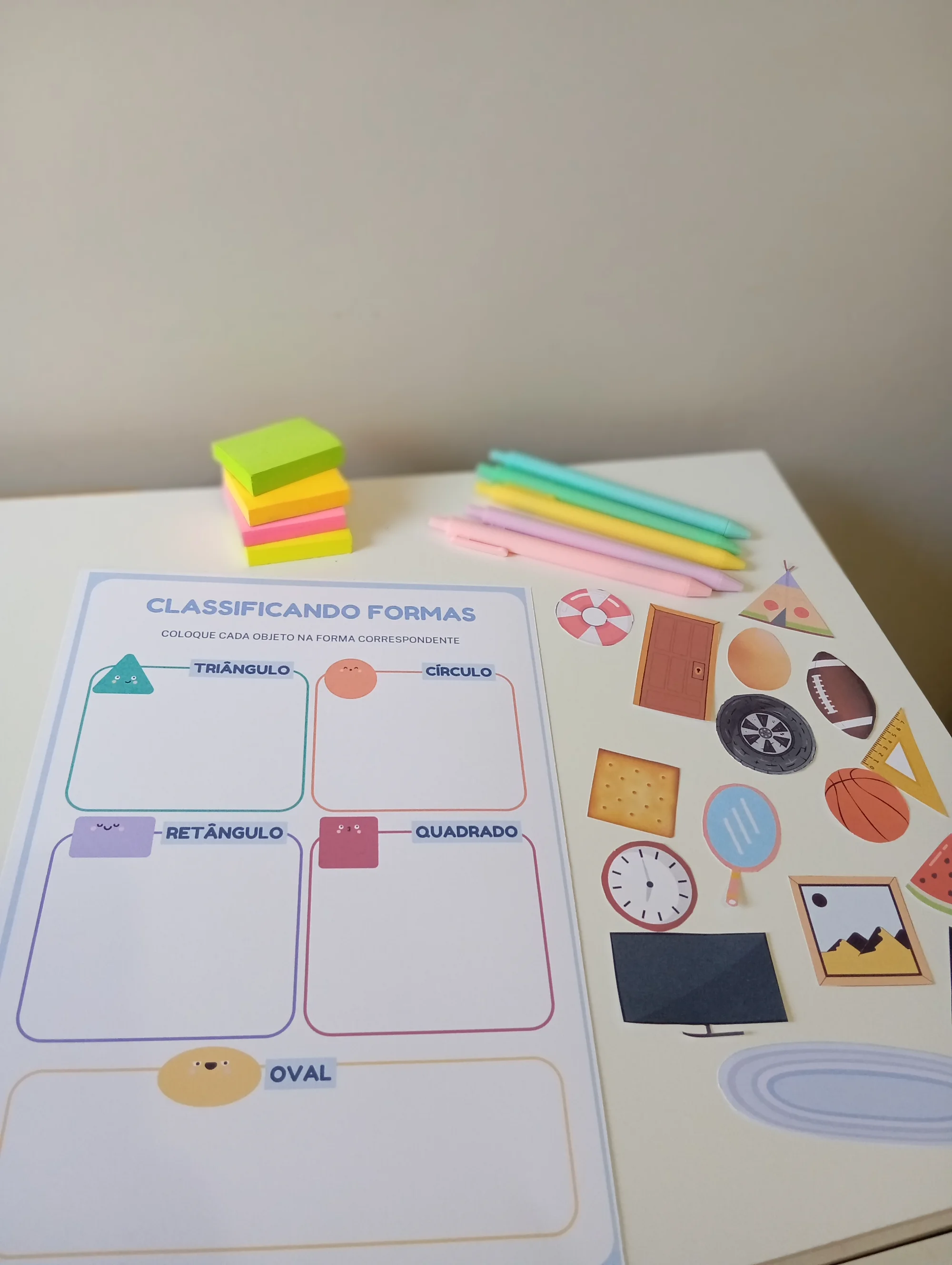 Classificando Formas Geométricas 🔶⬛ – Educação Infantil | BNCC — amostra 2: Apostila de Atividades – Educação Infantil |…
