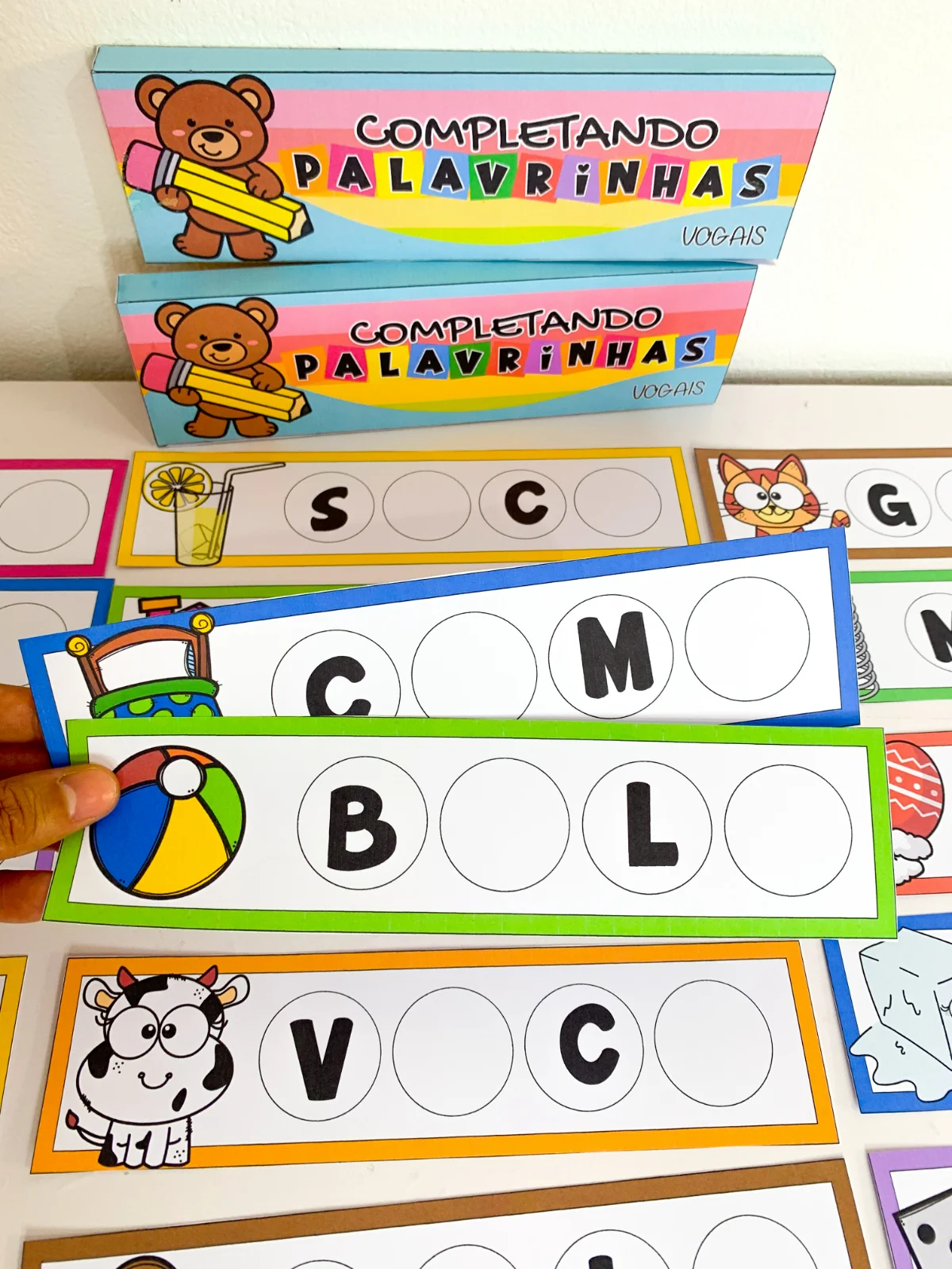 Complete as Palavrinhas com Vogais – PDF para Imprimir — amostra 4: Uma proposta pensada para crianças em fase de…