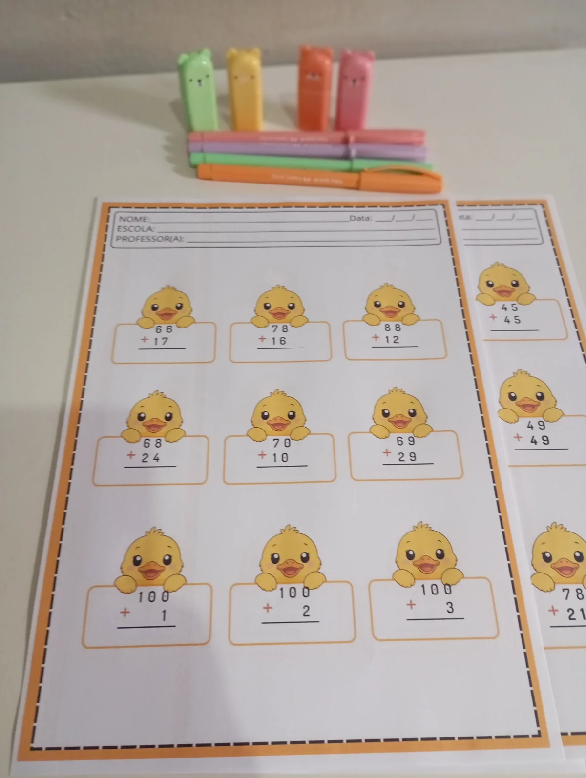 Continhas de Adição – 2º Ano do Ensino Fundamental — amostra 3: Material com 135 continhas de adição distribuídas em 15…