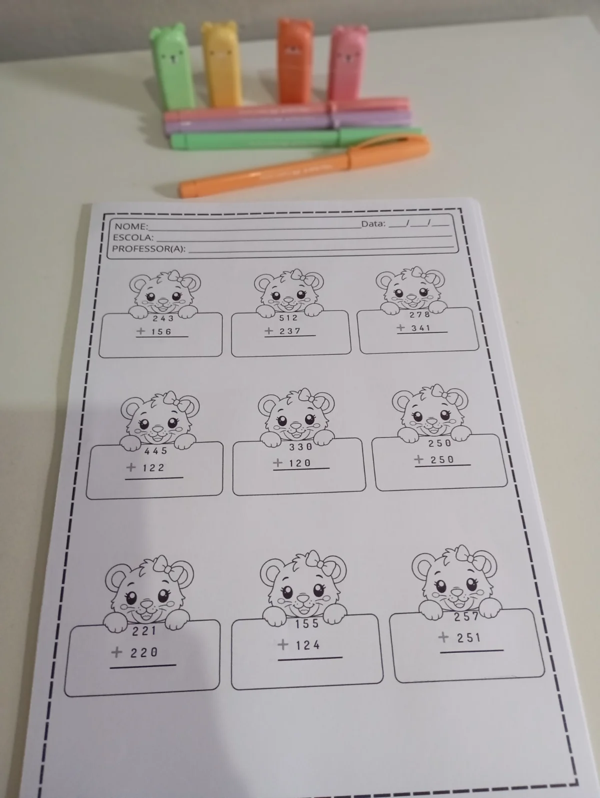 Continhas de Adição – 3º Ano do Ensino Fundamental — amostra 1: Material com 135 continhas de adição distribuídas em 15…