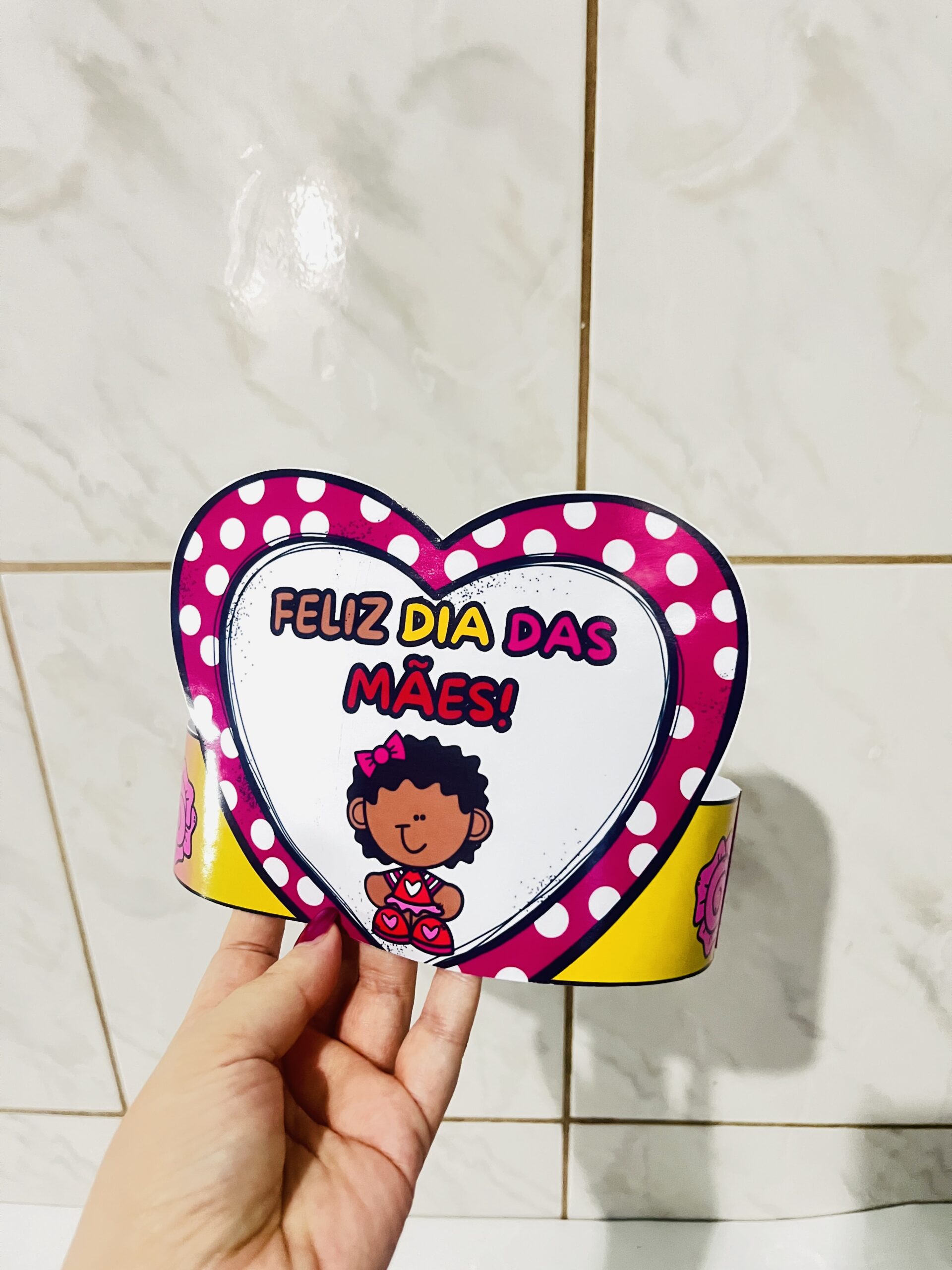 Coroa do dia das mães – para a rainha do seu coração – Material Pedagógico — amostra 3: Um mimo criativo, simbólico e cheio…
