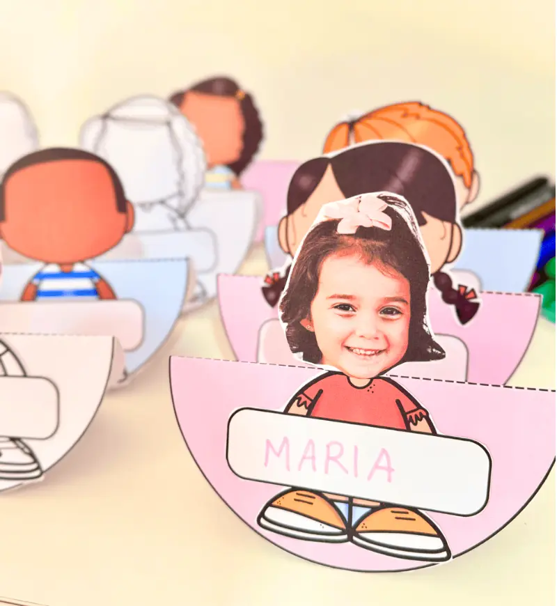 Crachá de mesa Dançante para Educação Infantil em PDF — amostra 4: Para quem é indicado