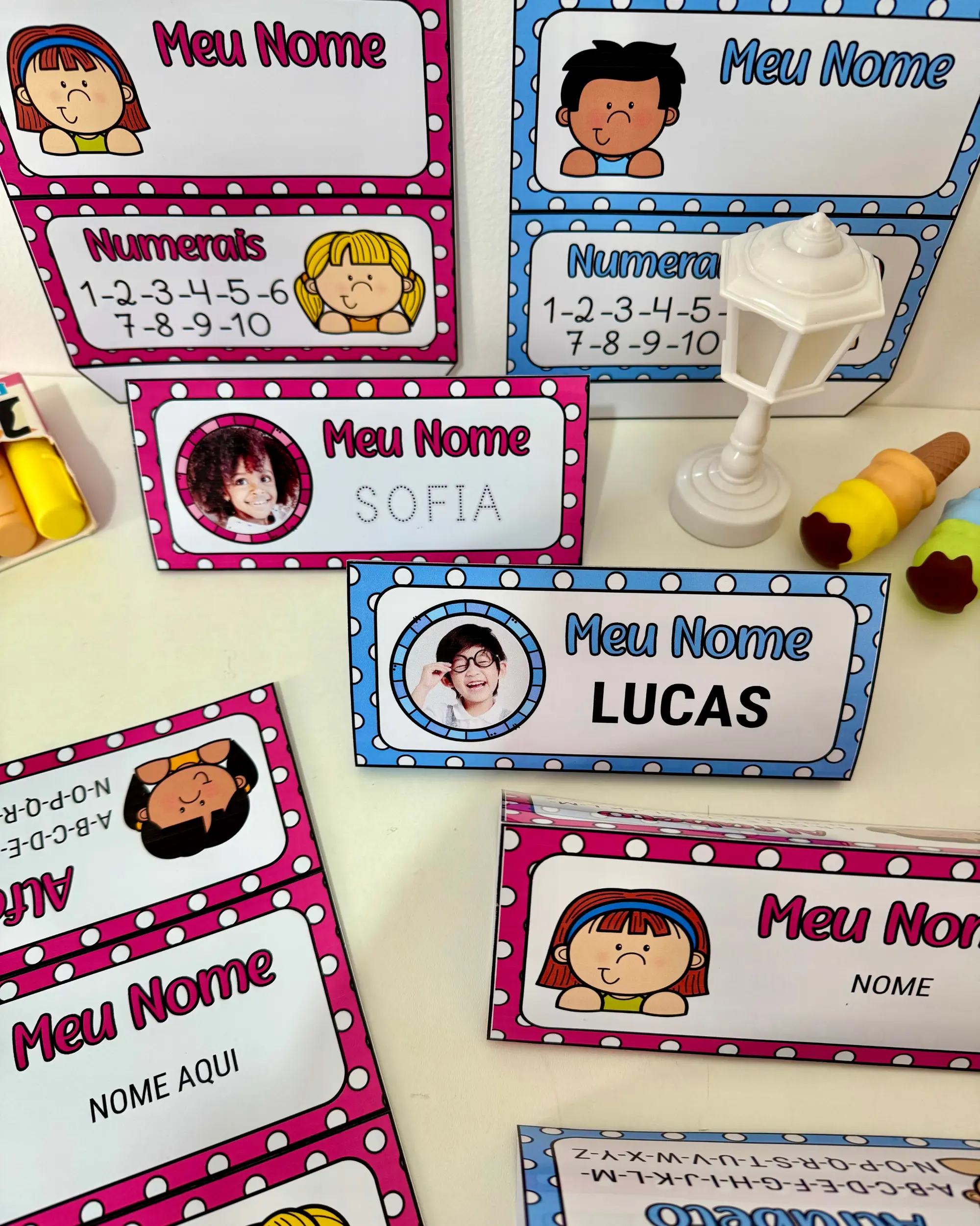 Crachá de Mesa Editável para Educação Infantil e Ensino Fundamental — amostra 3: Uma opção prática para professores que…