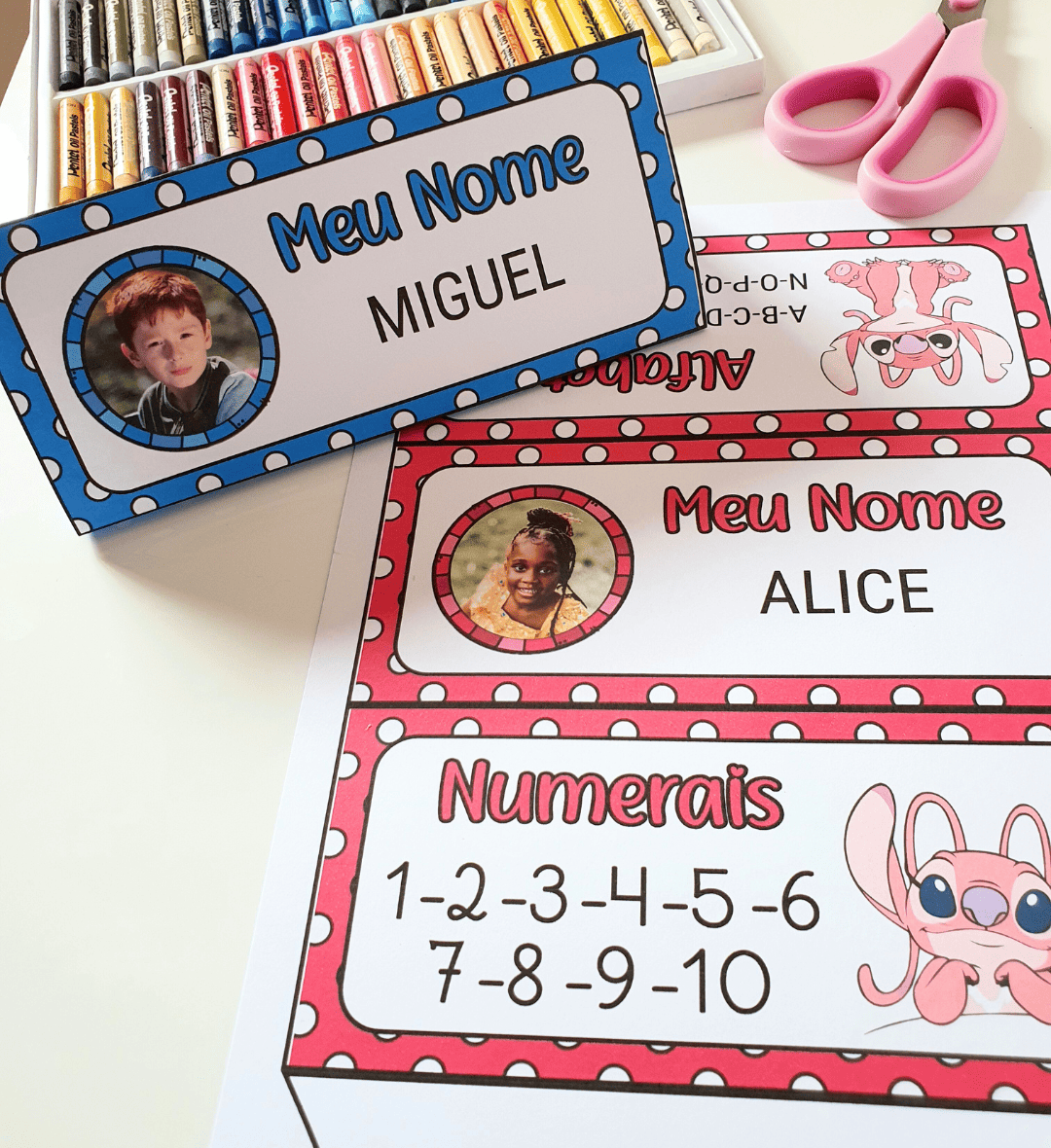 Crachá de mesa editável Stitch com alfabeto e numerais até 10 — amostra 4: Para quem é indicado