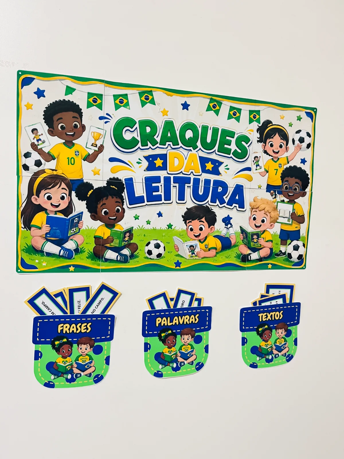 Craques da Leitura - Leitura Temática da Copa para Alfabetização 📚⚽ — amostra 1: Torne a alfabetização mais divertida com… Craques da Leitura - Leitura Temática da Copa para Alfabetização 📚⚽ — amostra 1: Torne a alfabetização mais divertida com…