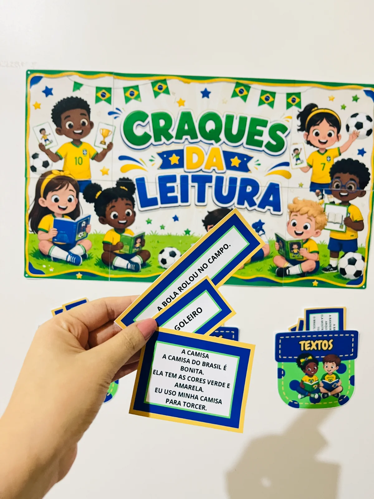 Craques da Leitura - Leitura Temática da Copa para Alfabetização 📚⚽ — amostra 5: Torne a alfabetização mais divertida com… Craques da Leitura - Leitura Temática da Copa para Alfabetização 📚⚽ — amostra 5: Torne a alfabetização mais divertida com…