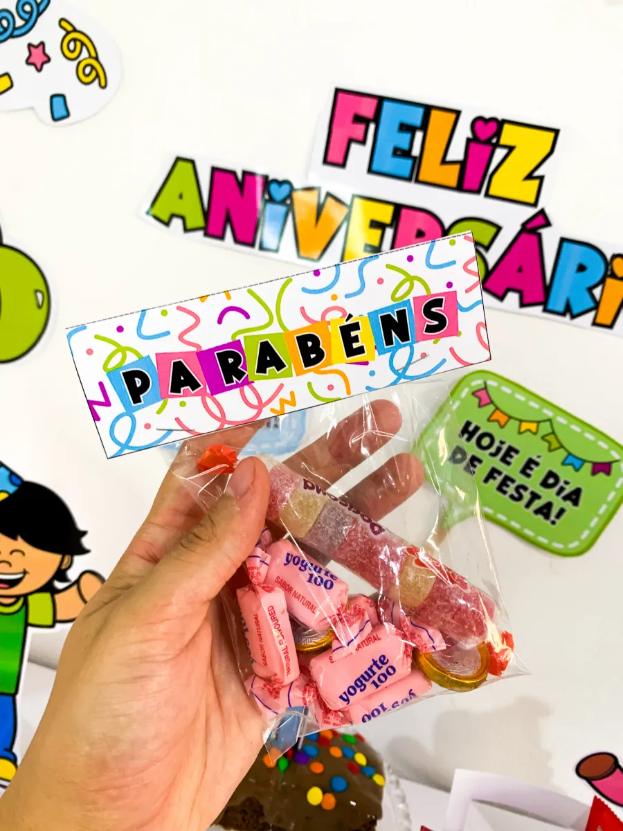 Decoração Aniversariante do Dia Escolar - Painel, Totens de Mesa e Lembrança — amostra 5: Transforme o dia do aluno em um…