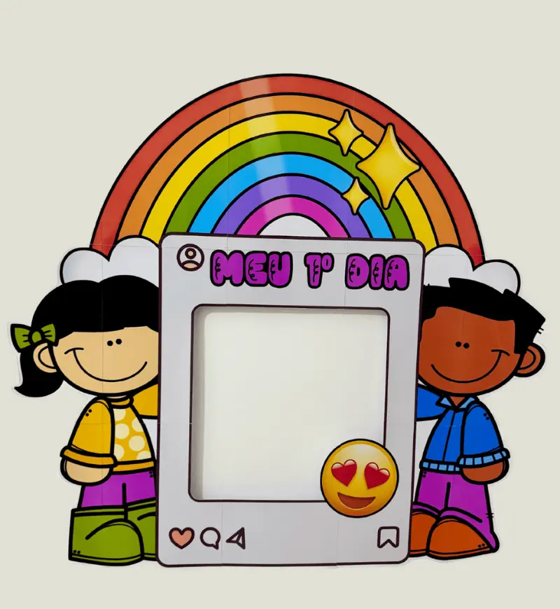 Decoração de bambolê Meu Primeiro Dia para fotos na escola — capa do material