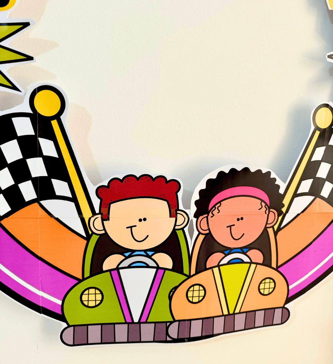 Decoração de Bambolê Partiu Férias em PDF para Imprimir — amostra 1: Decoração de bambolê para celebrar a chegada das férias