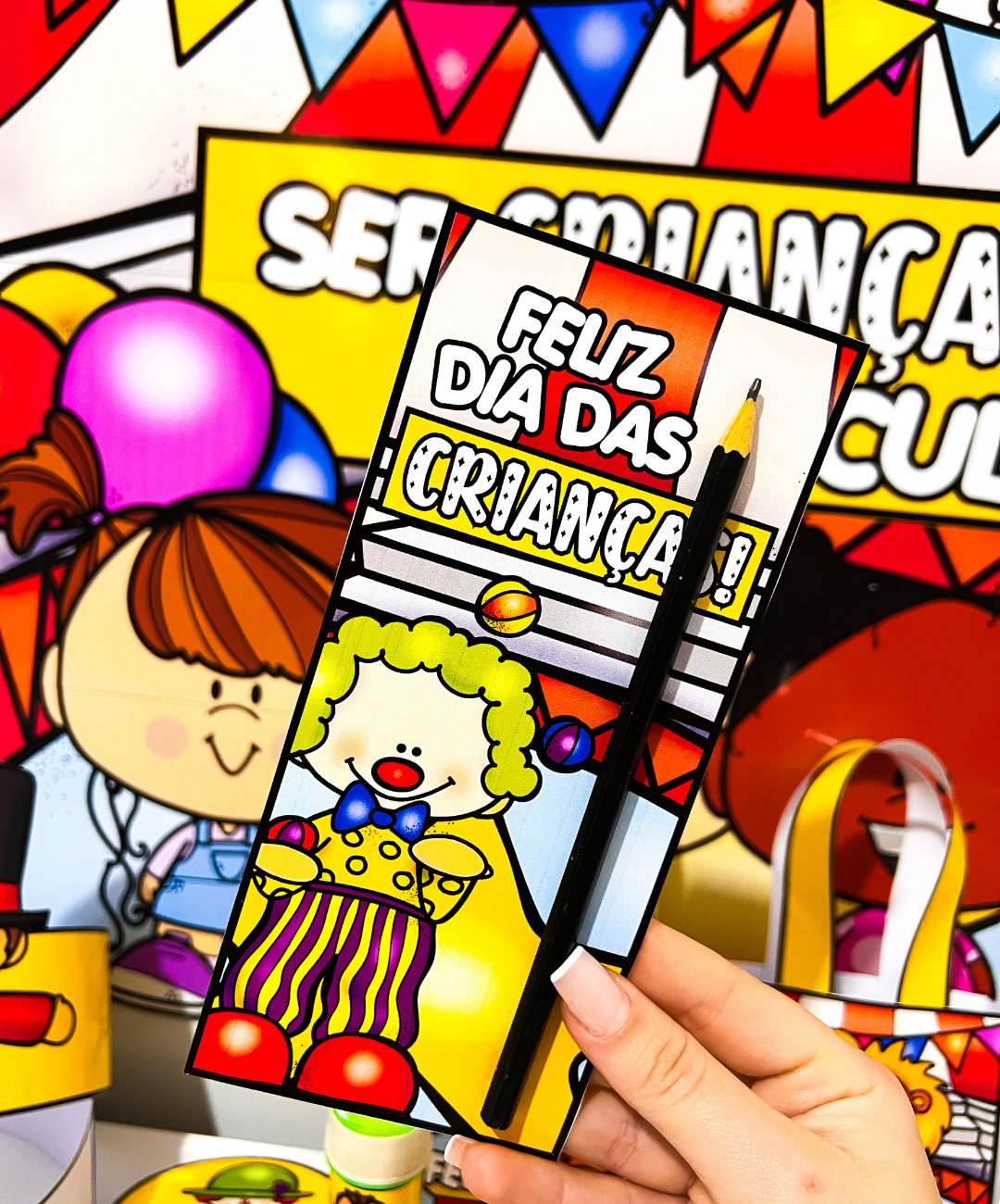 Decoração de Dia das Crianças para imprimir: tema circo — amostra 5: Prepare a sala para o Dia das Crianças com um PDF de…