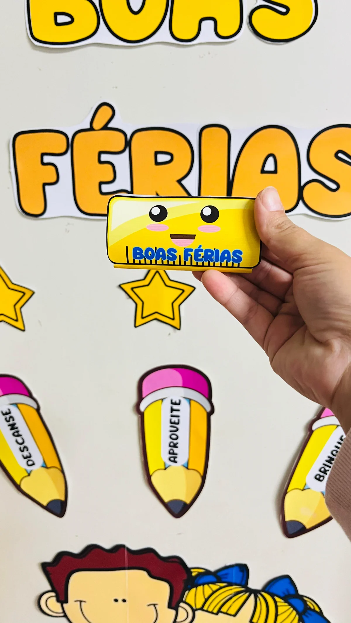 Decoração de porta boas férias + Lembrancinhas — amostra 2: O semestre foi cheio de descobertas, aprendizados e muitos…
