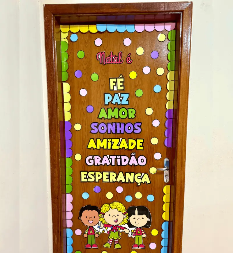 Decoração de Porta de Natal em PDF para Imprimir — amostra 3: Como usar em sala de aula