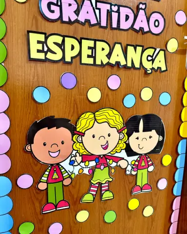 Decoração de Porta de Natal para Anos Iniciais do Ensino Fundamental — amostra 3: Decoração de Porta de Natal em PDF…