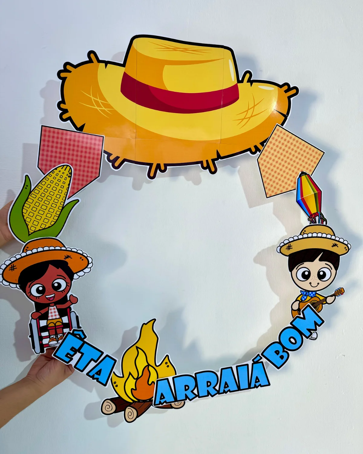 DECORAÇÃO PARA BAMBOLÊ — TEMA FESTA JUNINA — amostra 3: A Decoração para Bambolê é um recurso visual desenvolvido para…