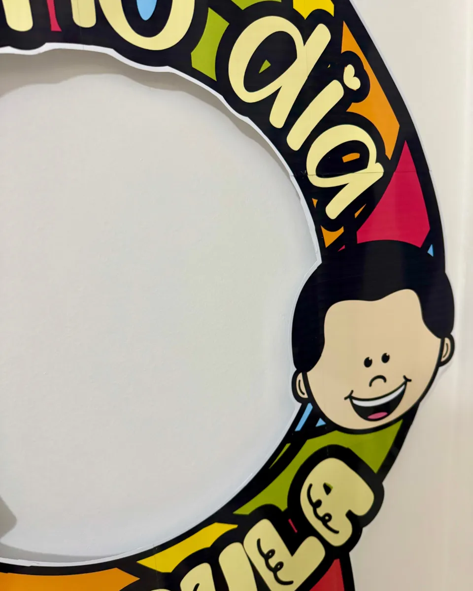 Decoração para Bambolê Último Dia de Aula — amostra 4: Proposta linda para fotos de final de ano, pode ser utilizado em…