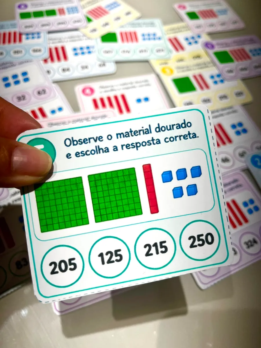 Desafio Matemático: Material Dourado - Cards — amostra 1: Um recurso pedagógico interativo que transforma o reconhecimento…