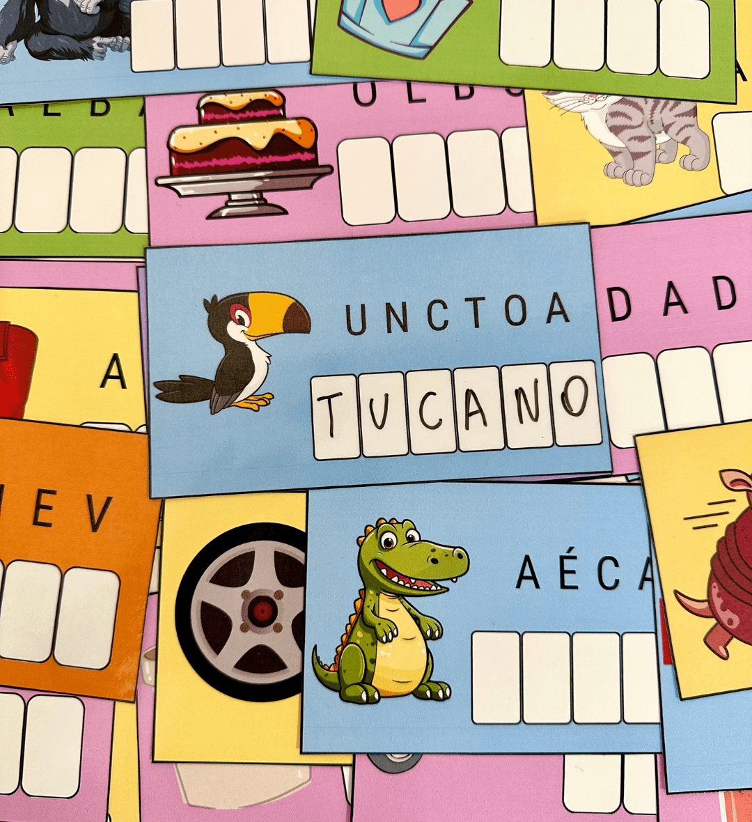Desembaralhe as Letras: 30 Fichas para Alfabetização em PDF — amostra 2: O que vem no material