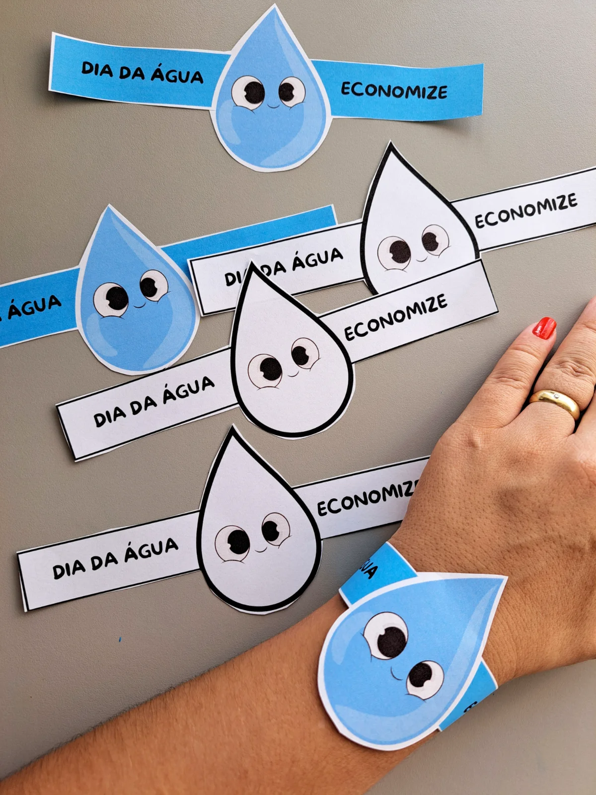 Dia da Água - Relógio Temático para trabalhar a conscientização — amostra 2: Ensine que é sempre tempo de economizar água