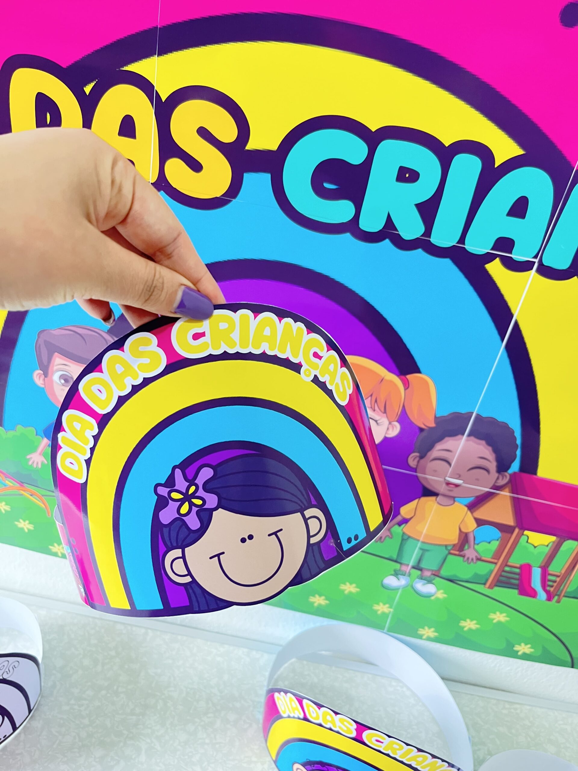 Dia das crianças painel arco-iris – PDF para Imprimir — amostra 1: O que vem no material