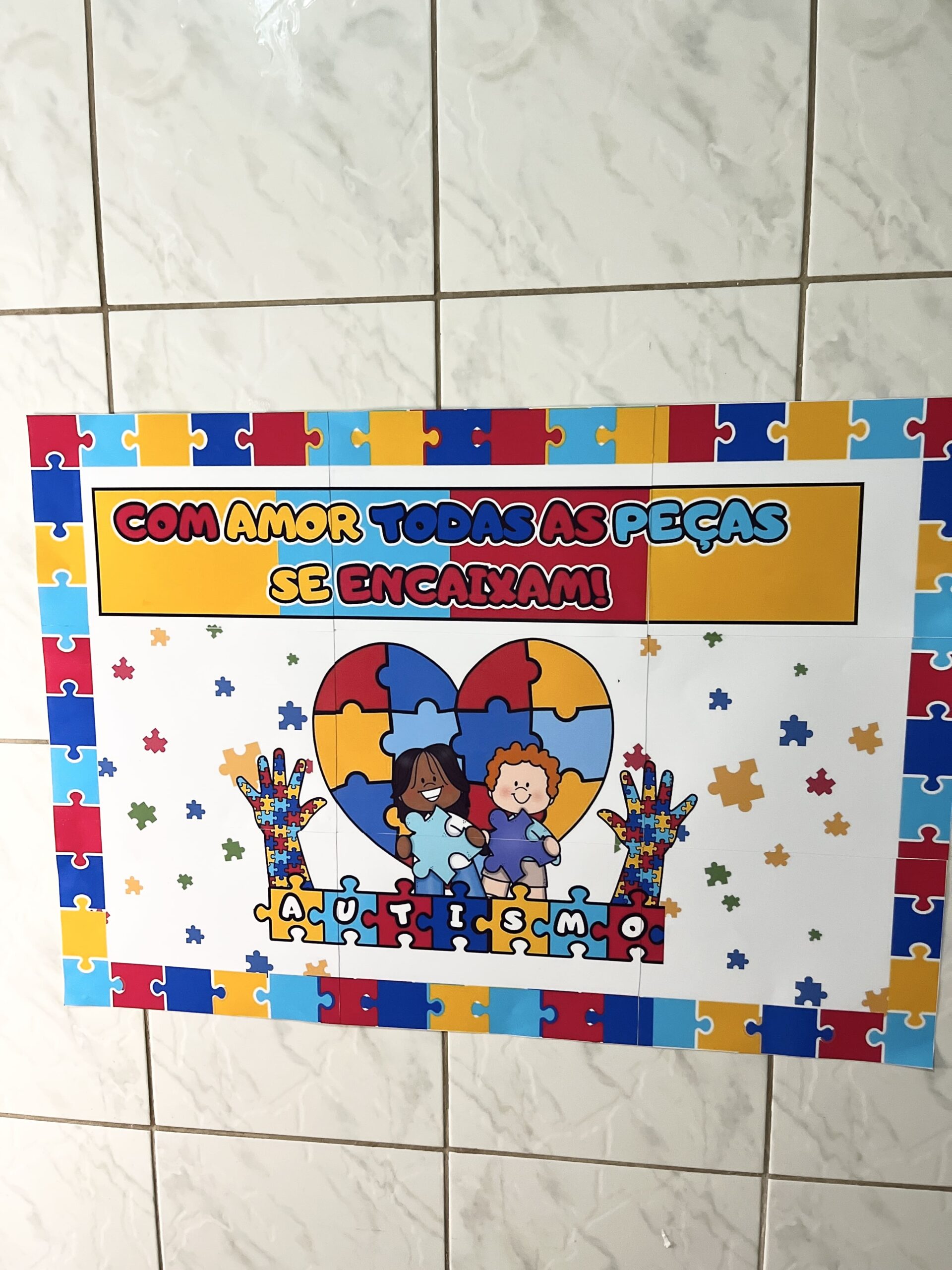 Dia do autismo painel sala de aula – PDF para Imprimir — amostra 1: Sobre o DIA DO AUTISMO PAINEL SALA DE AULA