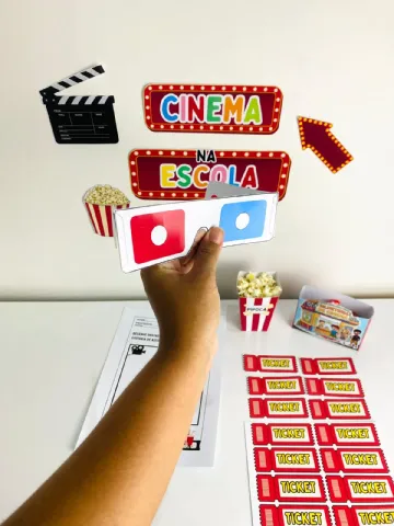 DIA DO CINEMA NA ESCOLA - SEMANA DA CRIANÇA — amostra 1: Um material especial para transformar o Dia das Crianças em um…